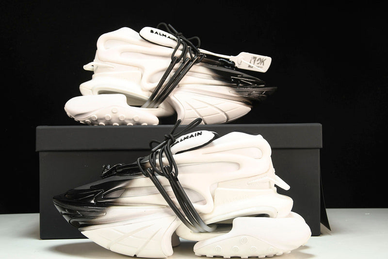 Balenciaga Unicórnio