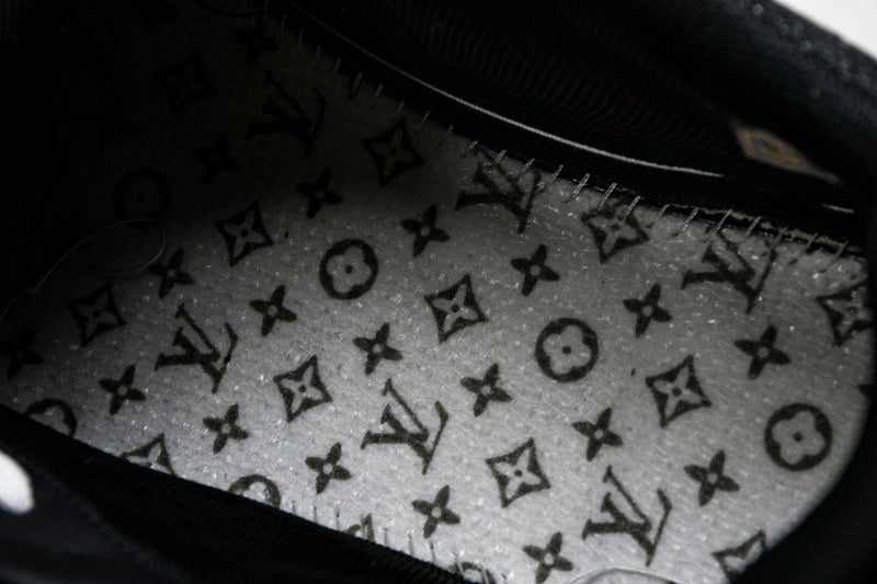 Louis Vuitton Sneaker
