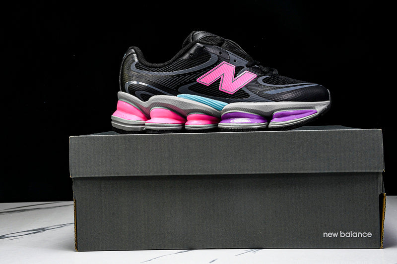 Tênis New Balance 2000