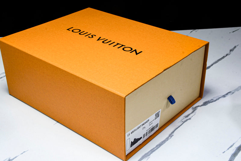 Tênis Louis Vuitton