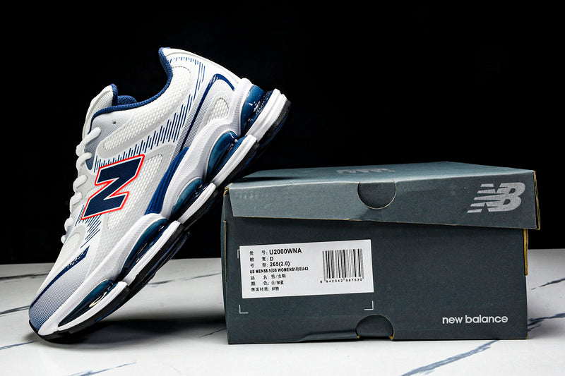 Tênis New Balance 2000