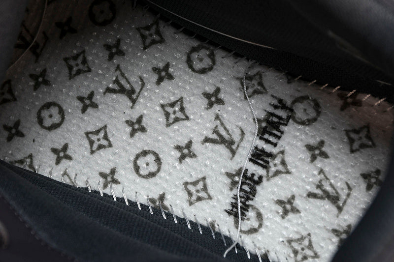 Tênis Louis Vuitton