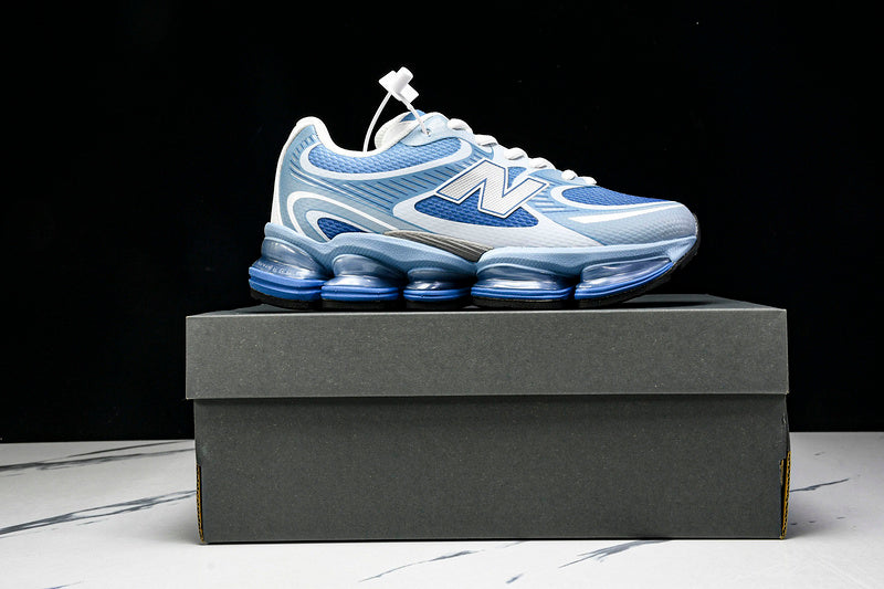 Tênis New Balance 2000