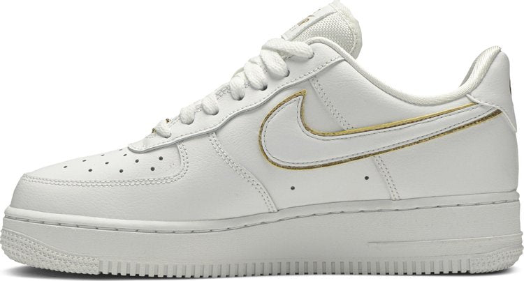 Nike Air Force 1 07 ESS 'Ouro Metálico'