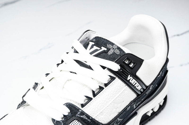 Louis Vuitton Sneaker