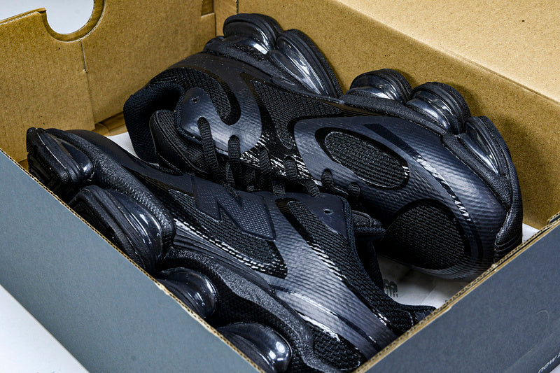 Tênis New Balance 2000