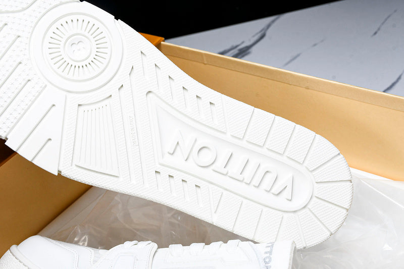 Louis Vuitton Sneaker