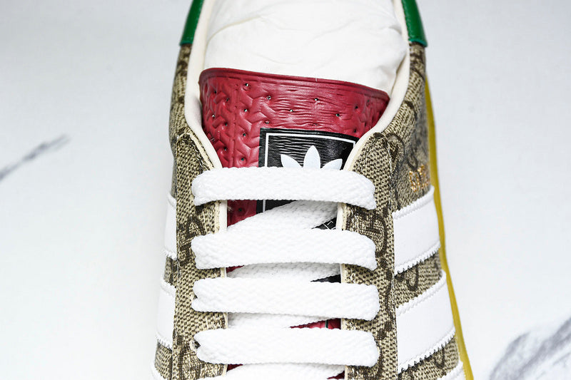 Tênis Adidas Gazelle Gucci