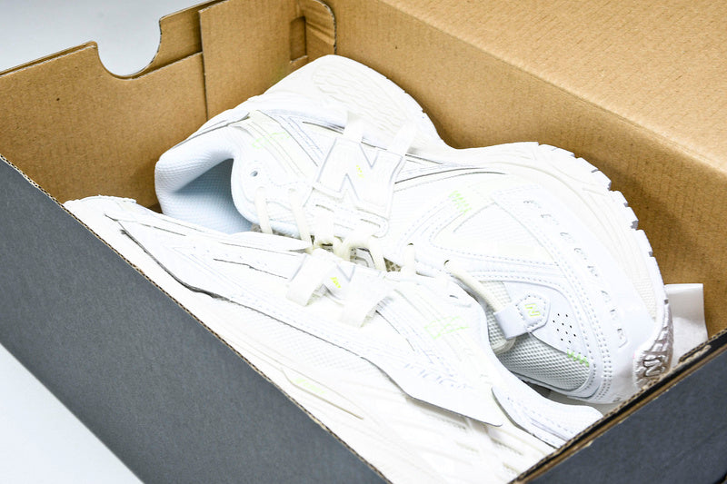 New Balance 1906