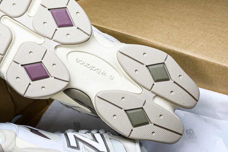 New Balance 9060 OLIVINA
