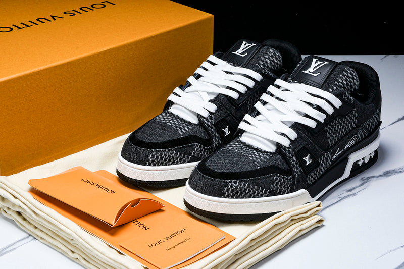 Louis Vuitton Sneaker