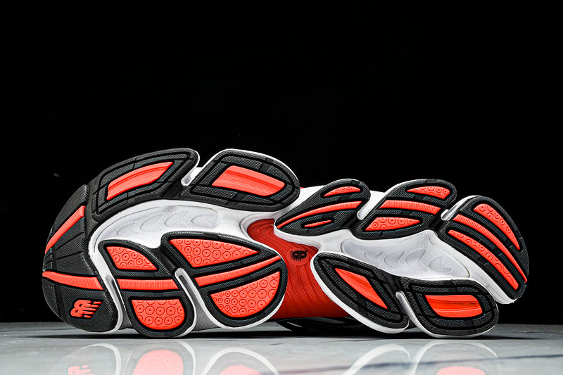 Tênis New Balance 2000