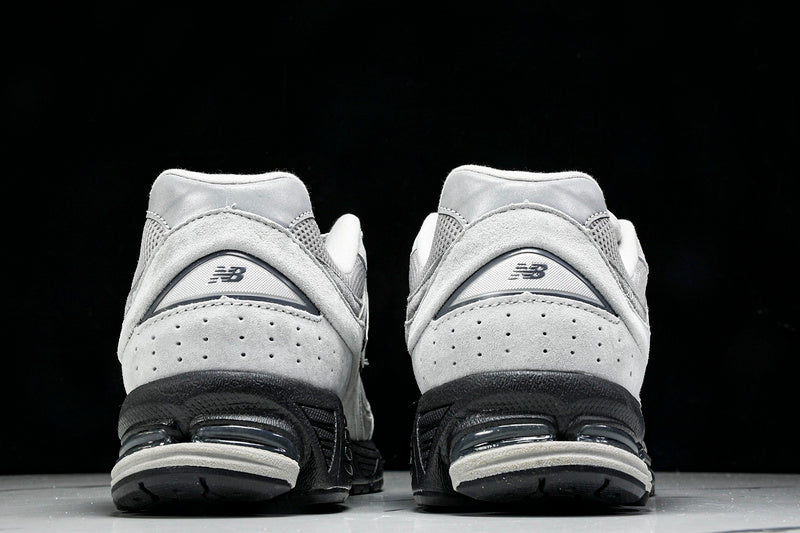 New Balance 2002