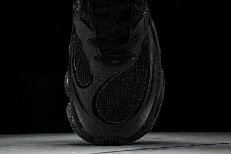 Tênis New Balance 2000