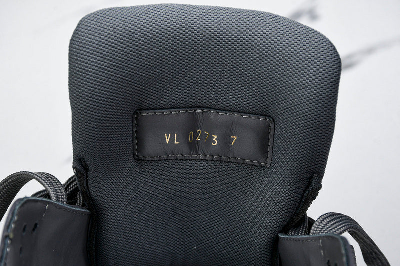 Tênis Louis Vuitton