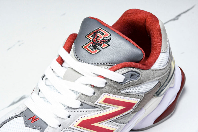 New Balance 9060 OLIVINA