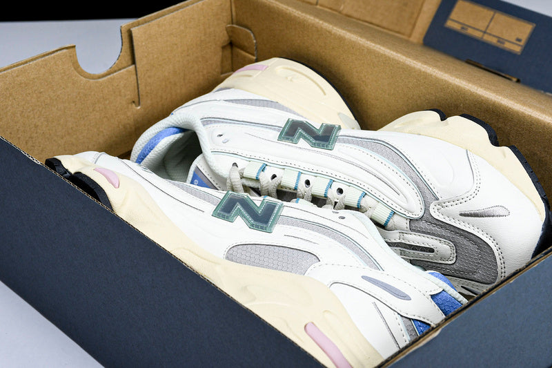 New Balance 1000