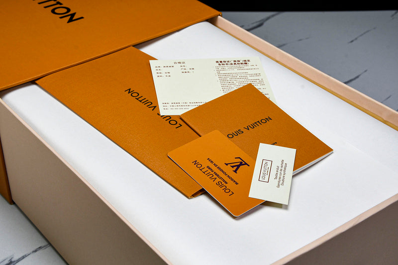 Tênis Louis Vuitton