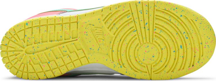 Nike Dunk Low SE 'Páscoa'