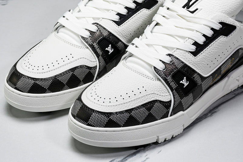 Louis Vuitton Sneaker