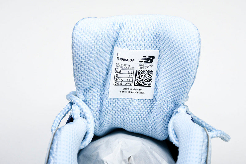 New Balance 1906
