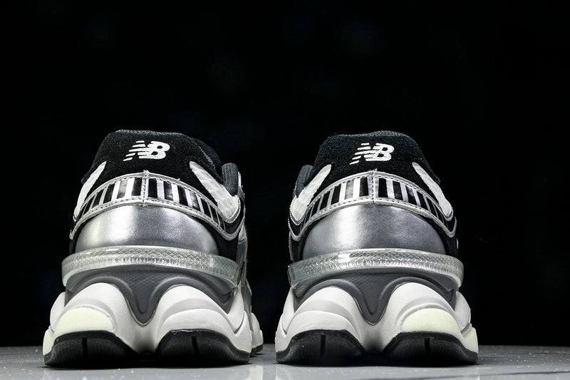 New Balance 9060 OLIVINA