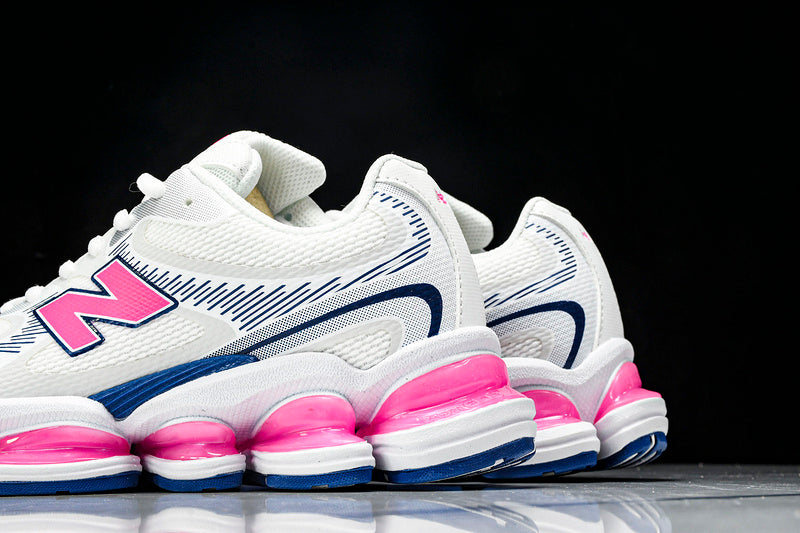 Tênis New Balance 2000