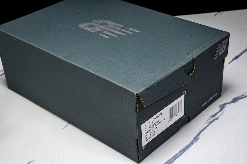 Tênis New Balance 2000