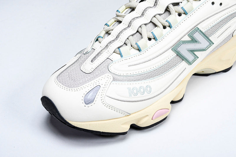 New Balance 1000