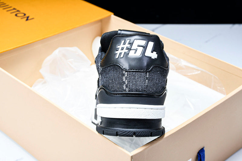 Louis Vuitton Sneaker