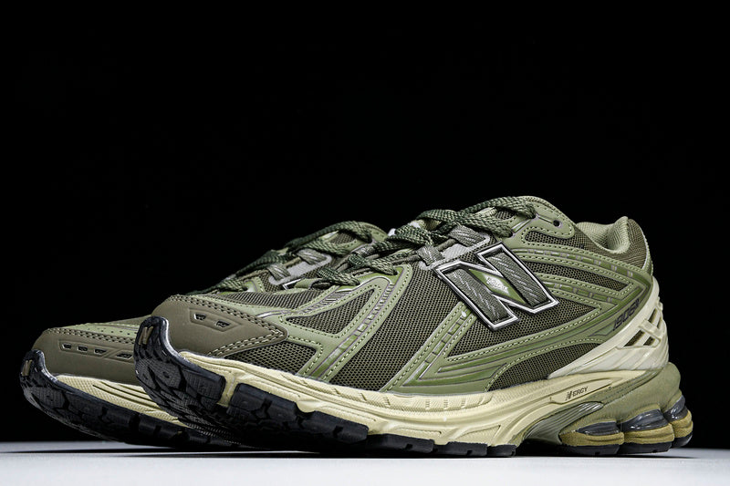 New Balance 1906