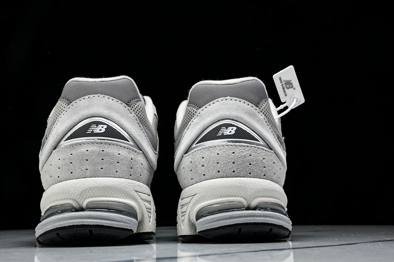 New Balance 2002