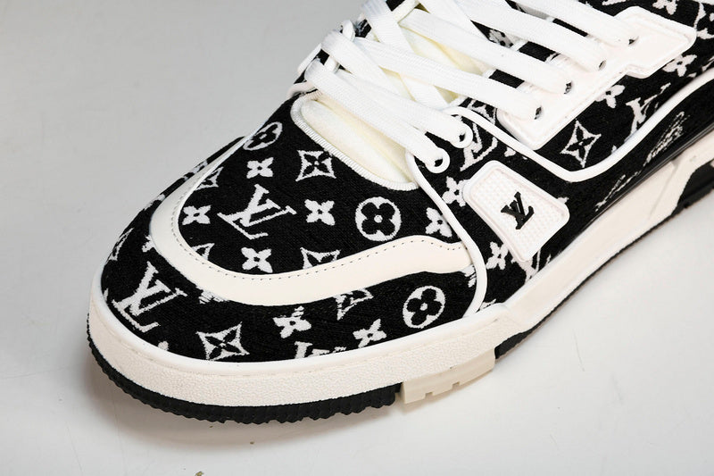 Louis Vuitton Sneaker