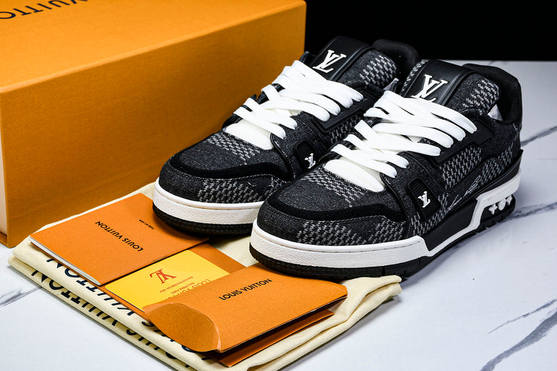 Louis Vuitton Sneaker