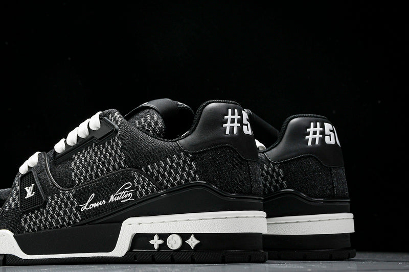 Louis Vuitton Sneaker