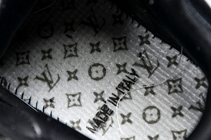 Tênis Louis Vuitton