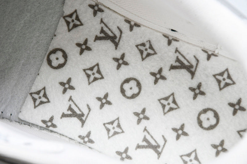 Tênis Louis Vuitton