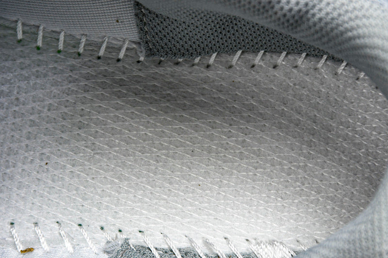 Tênis New Balance 2000