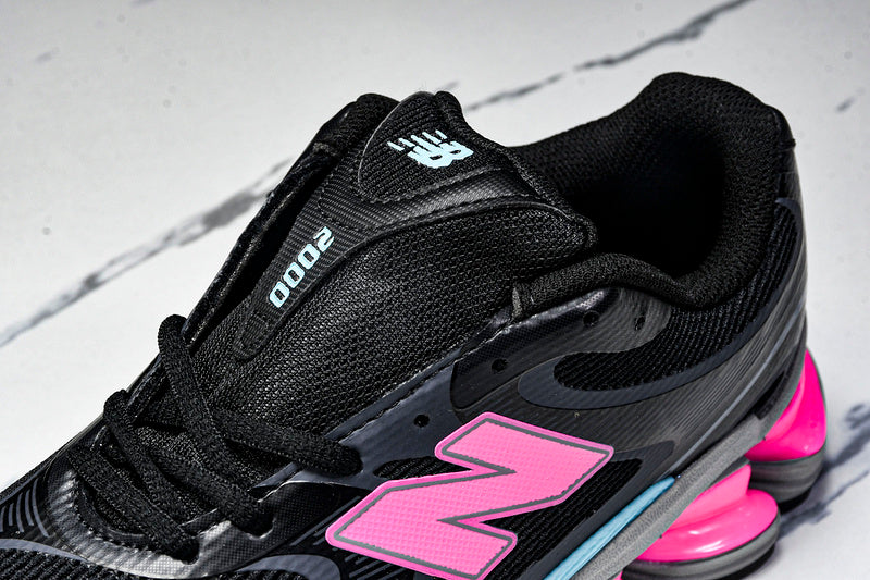 Tênis New Balance 2000