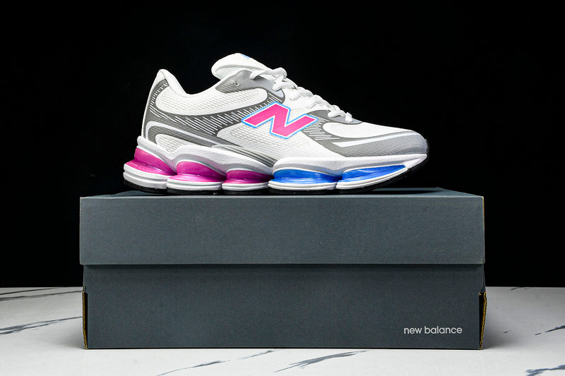 Tênis New Balance 2000