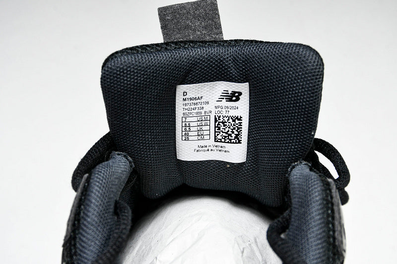 New Balance 1906