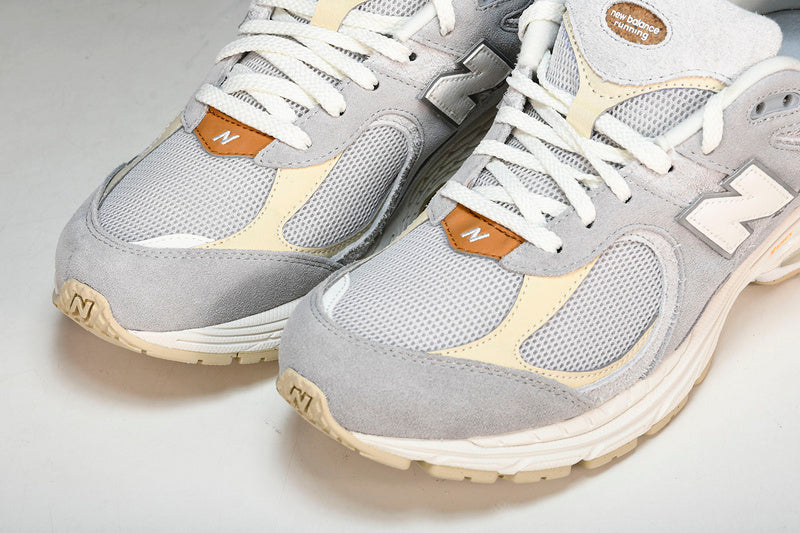 New Balance 2002
