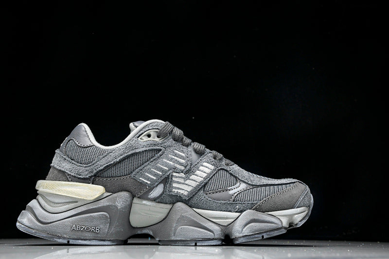 New Balance 9060 OLIVINE