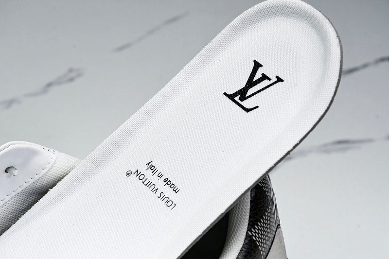 Louis Vuitton Sneaker