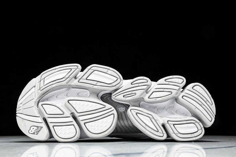 Tênis New Balance 2000