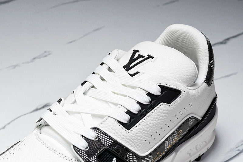 Louis Vuitton Sneaker
