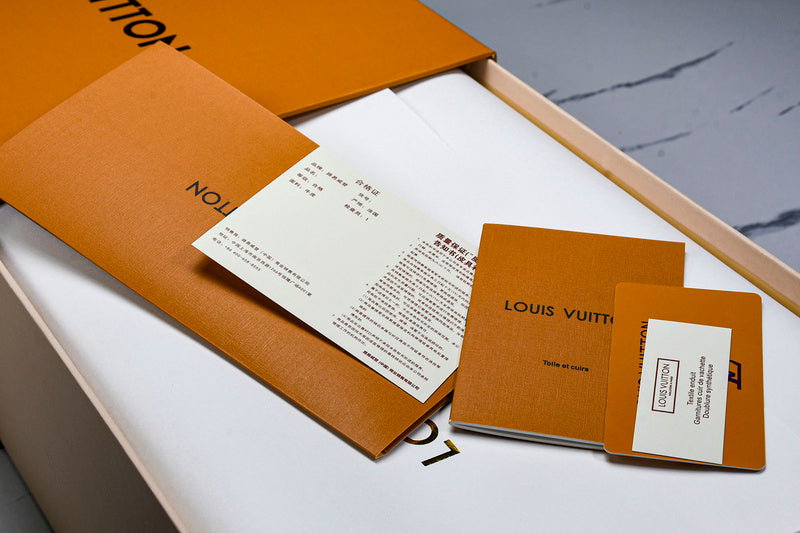 Tênis Louis Vuitton