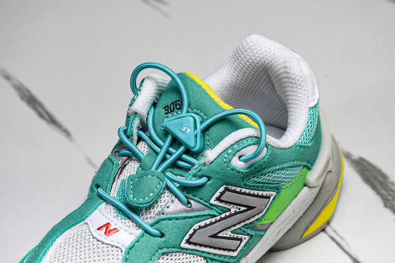 New Balance 9060 OLIVE