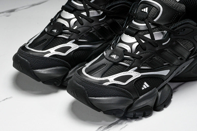 Tênis Adidas XLG