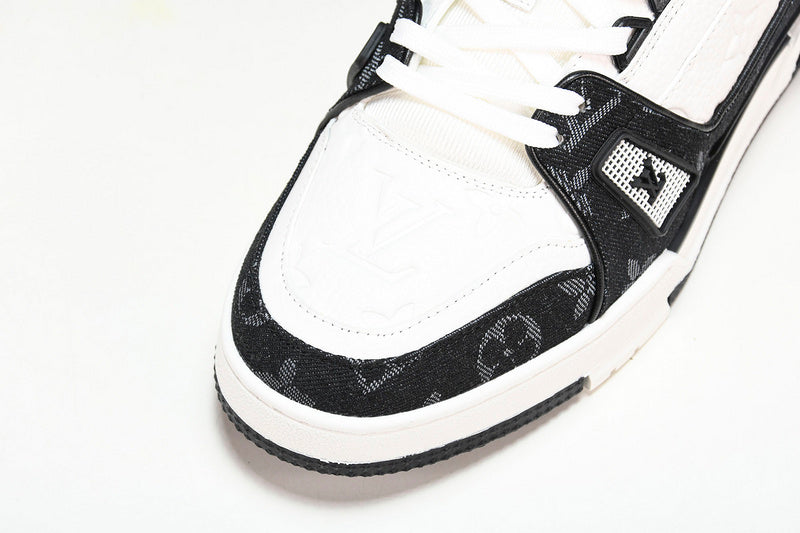 Louis Vuitton Sneaker